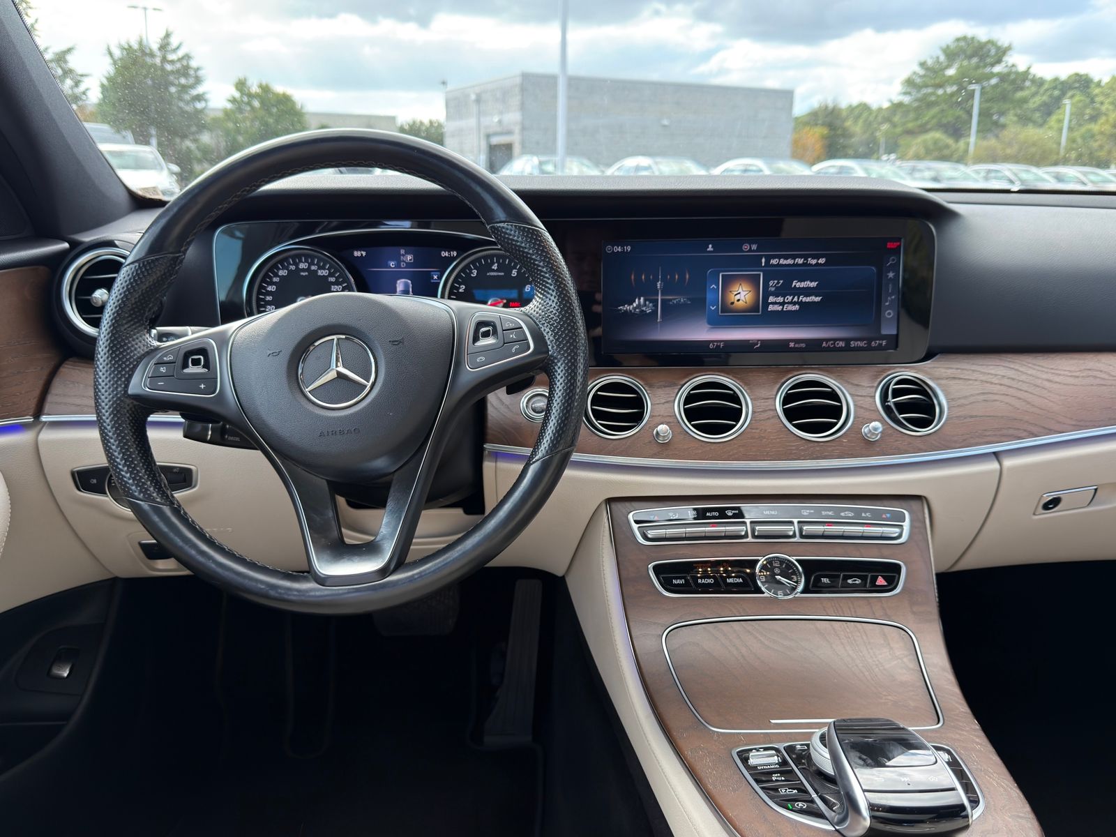 2018 Mercedes Benz E 300 4MATIC photo 3