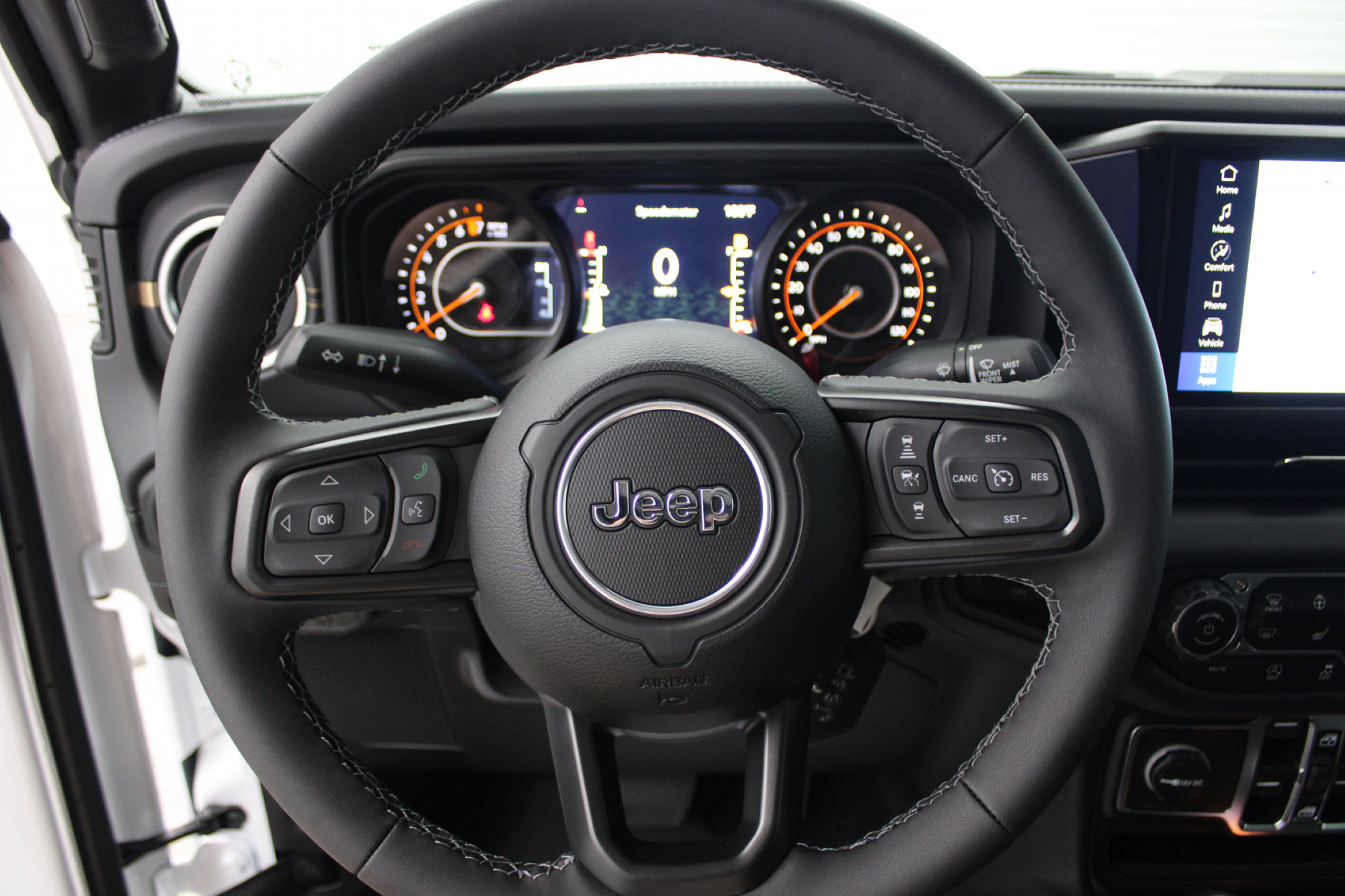 2025 Jeep Gladiator Sport photo 2