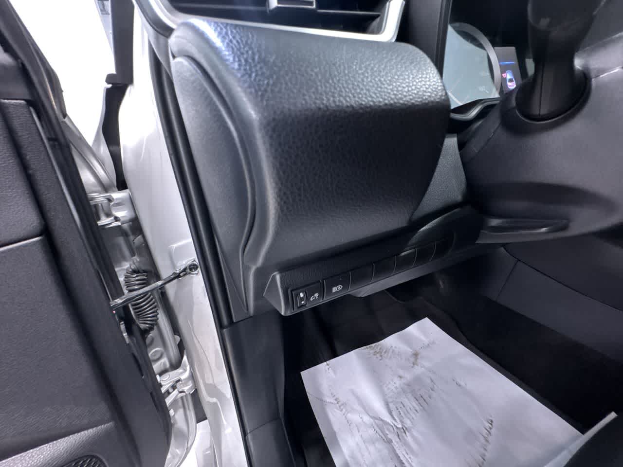 2022 Toyota Corolla SE photo 15