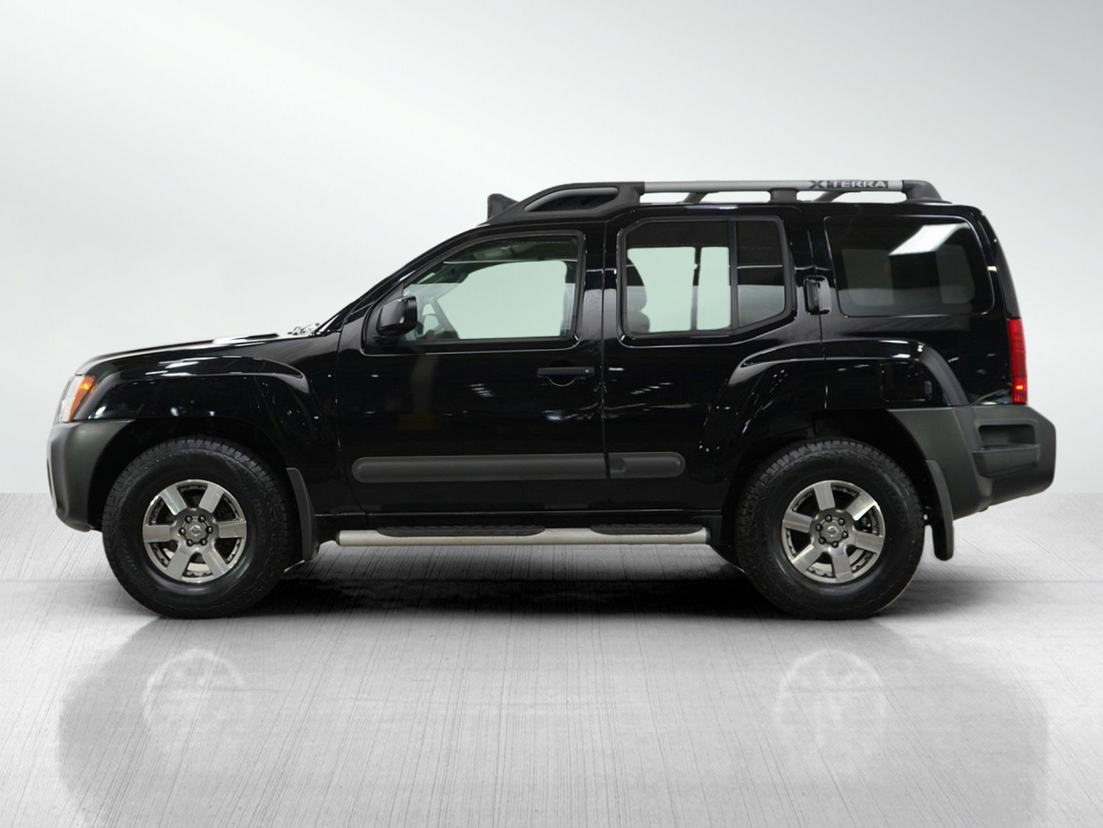 2012 Nissan Xterra PRO-4X photo 2