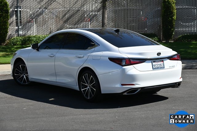 2025 Lexus ES 350 photo 4
