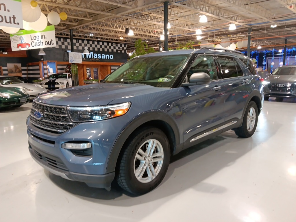 2021 Ford Explorer XLT's photo