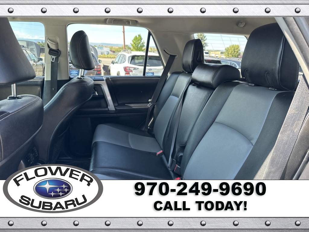 2016 Toyota 4Runner SR5 Premium photo 16