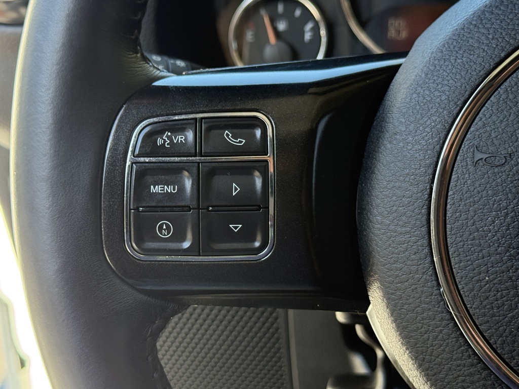 2017 Jeep Wrangler Unlimited Rubicon Recon photo 16