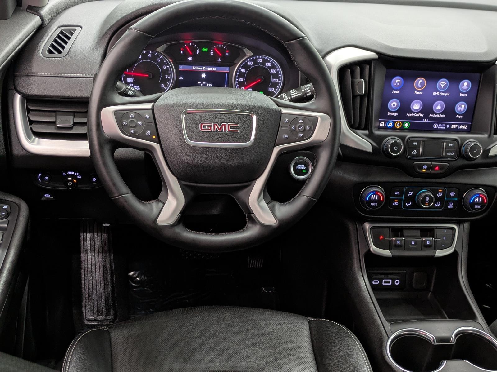2024 Gmc Terrain SLT photo 2
