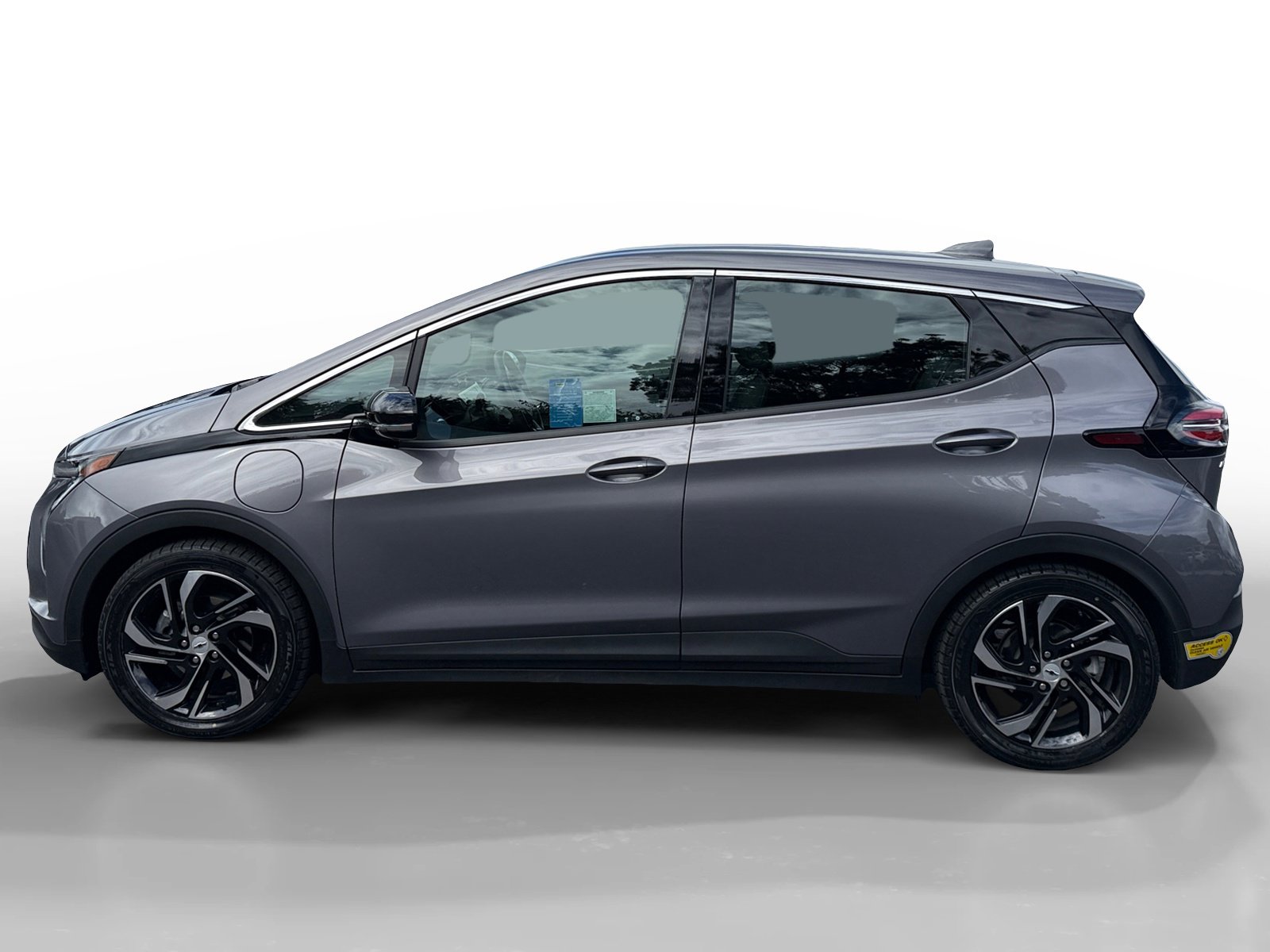 2023 Chevrolet Bolt EV 2LT photo 2