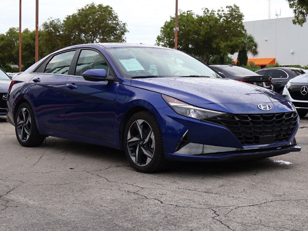 2023 Hyundai Elantra Hybrid Limited photo 2