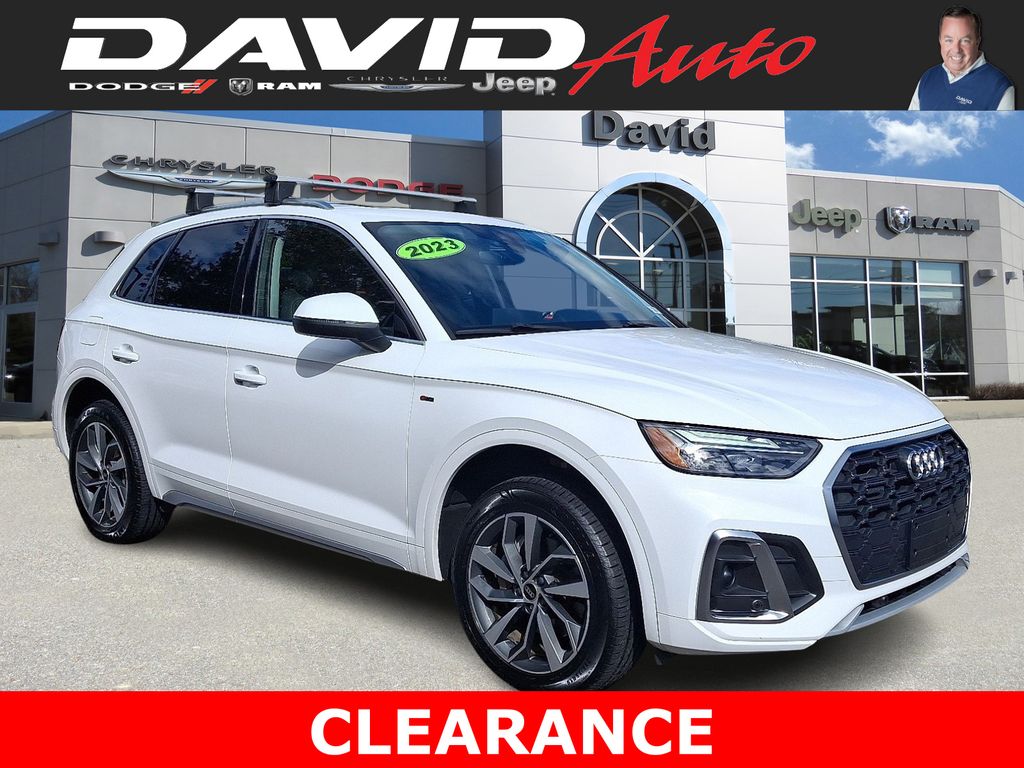 2023 Audi Q5 Premium Plus's photo