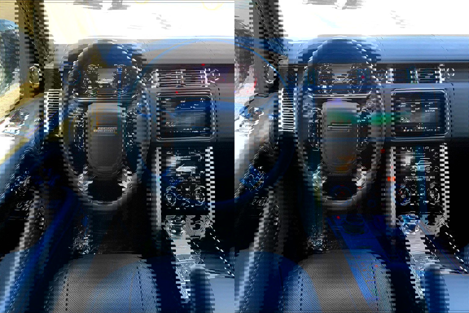 2020 Land Rover Range Rover HSE photo 5