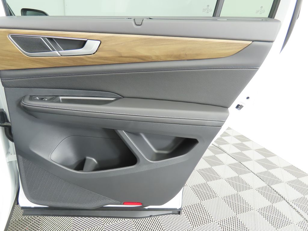 2026 Volkswagen Atlas SE Technology photo 26
