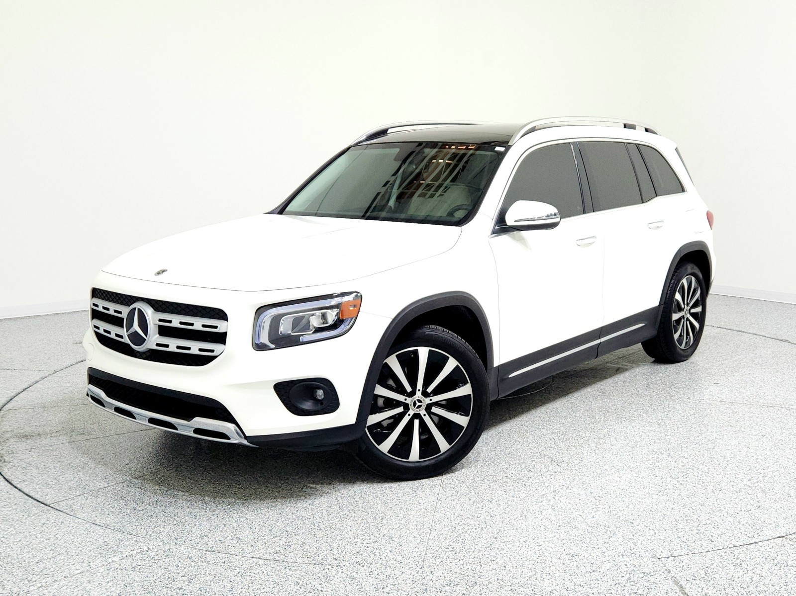 2023 Mercedes-Benz GLB Base