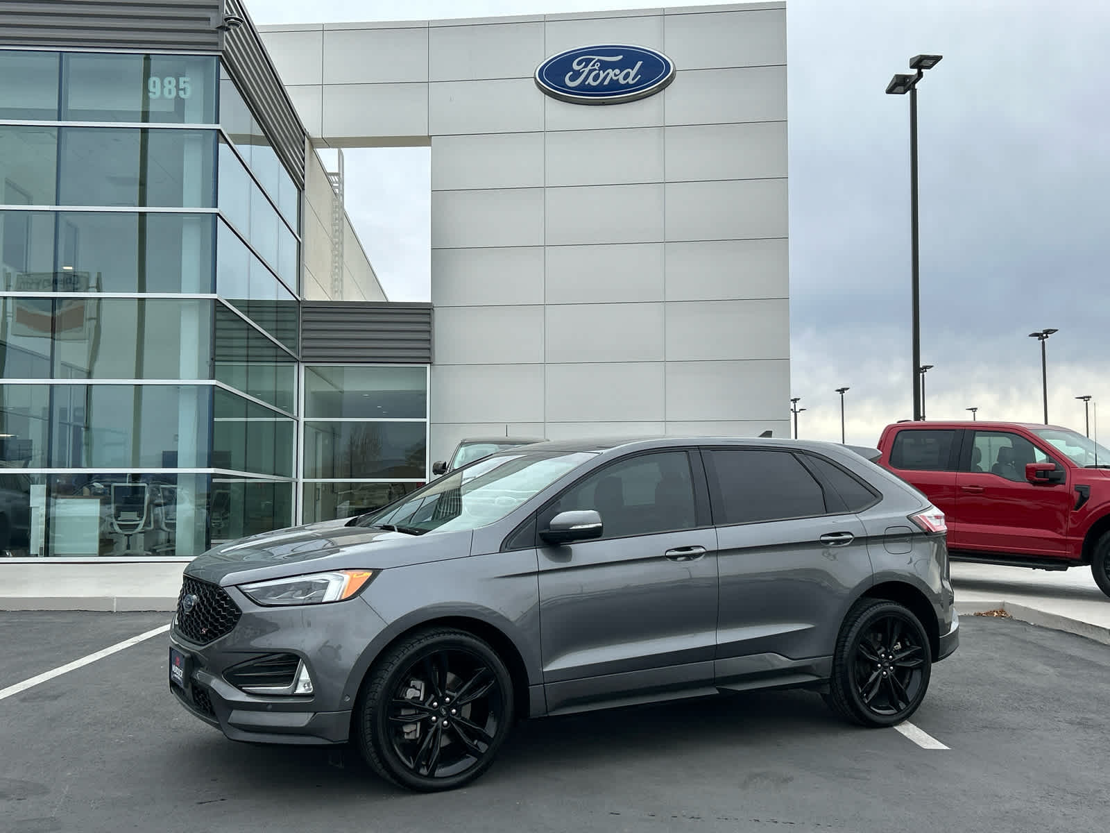 2022 Ford Edge ST's photo