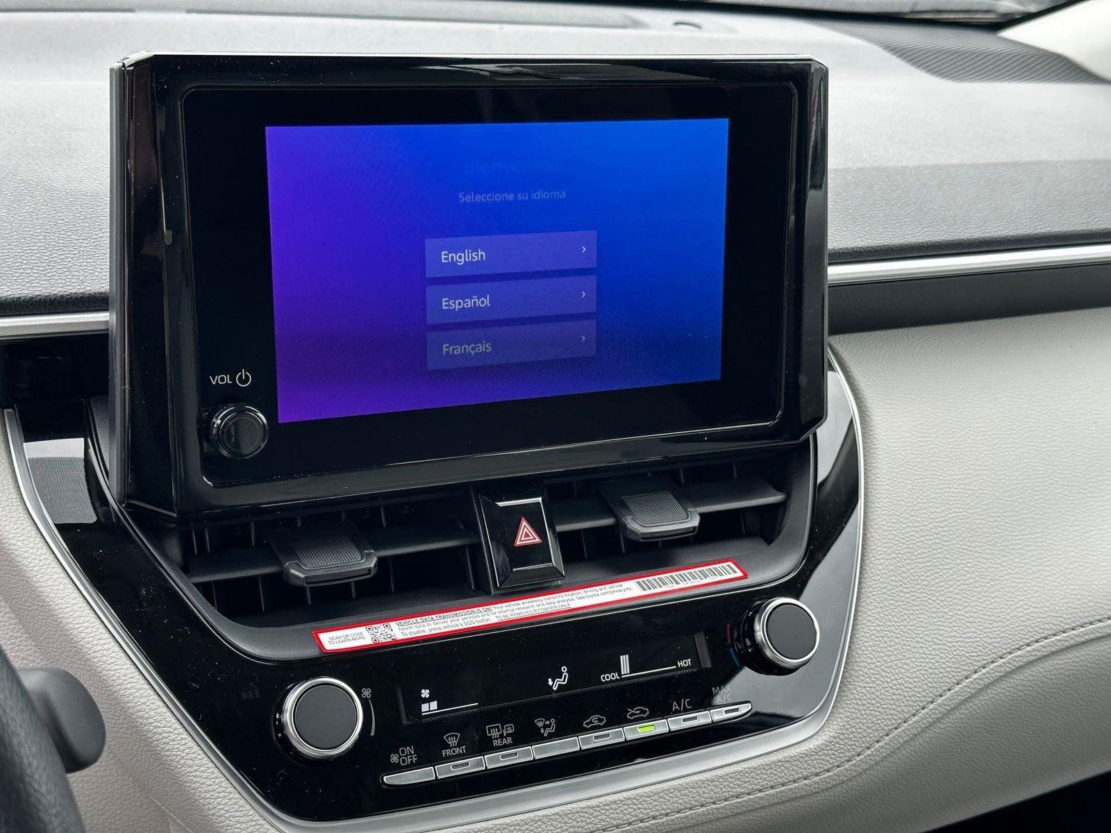 2025 Toyota Corolla Cross L photo 19