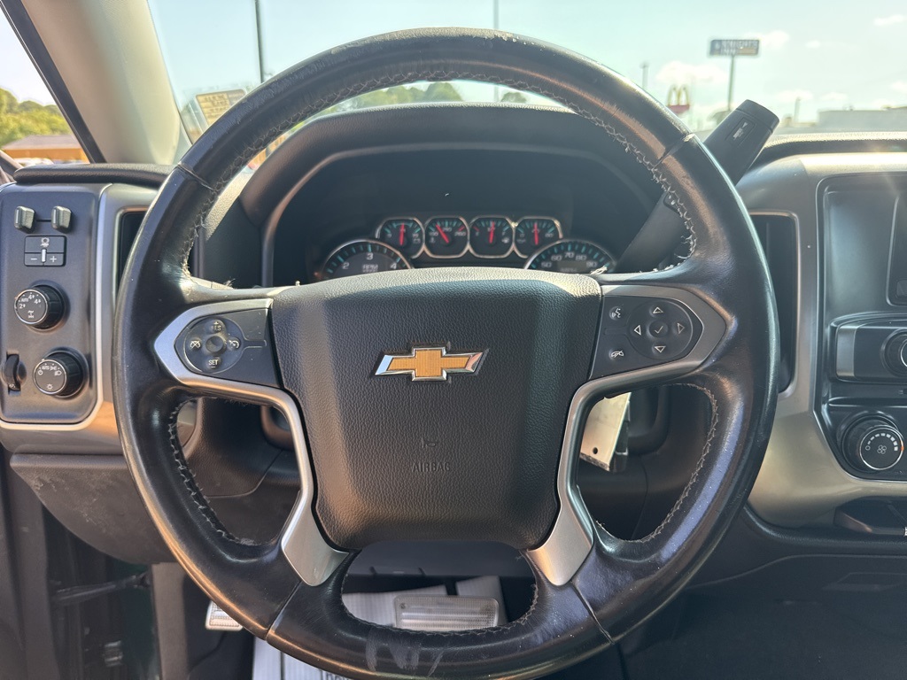 2015 Chevrolet Silverado 1500 LT photo 17