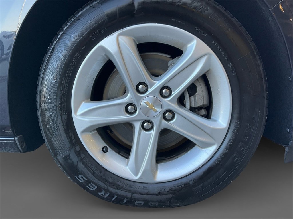2023 Chevrolet Malibu 1LT photo 10