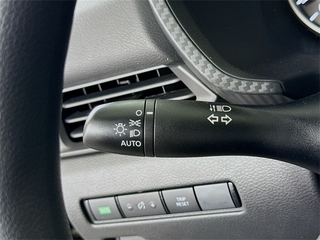 2025 Nissan Sentra S photo 14