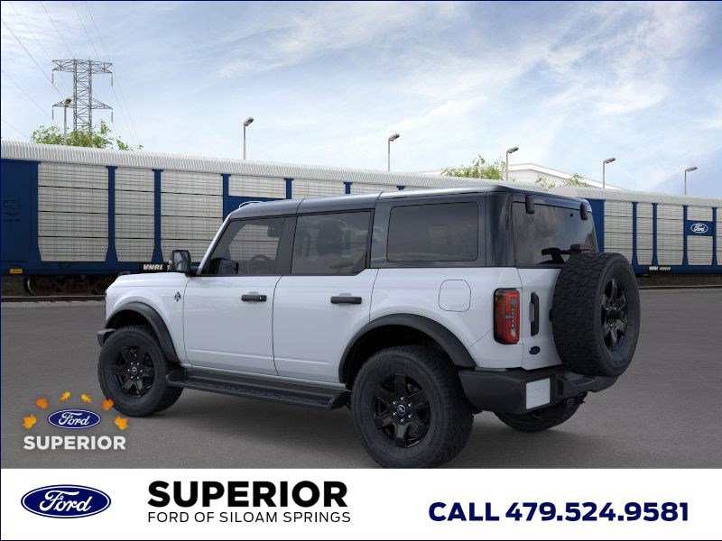 2025 Ford Bronco Outer Banks photo 4