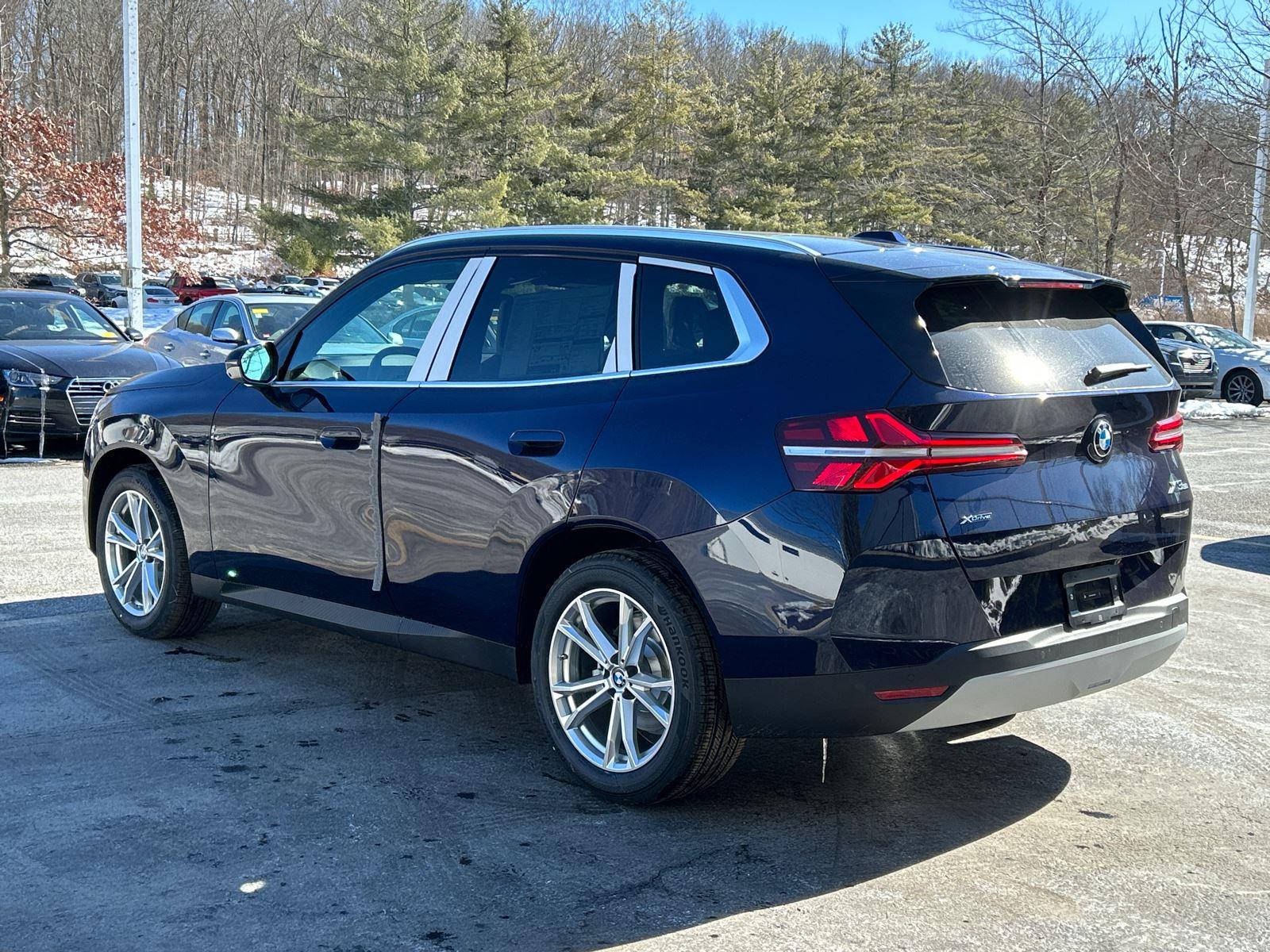 New 2025 Tanzanite Blue II Metallic BMW 30 xDrive image 4