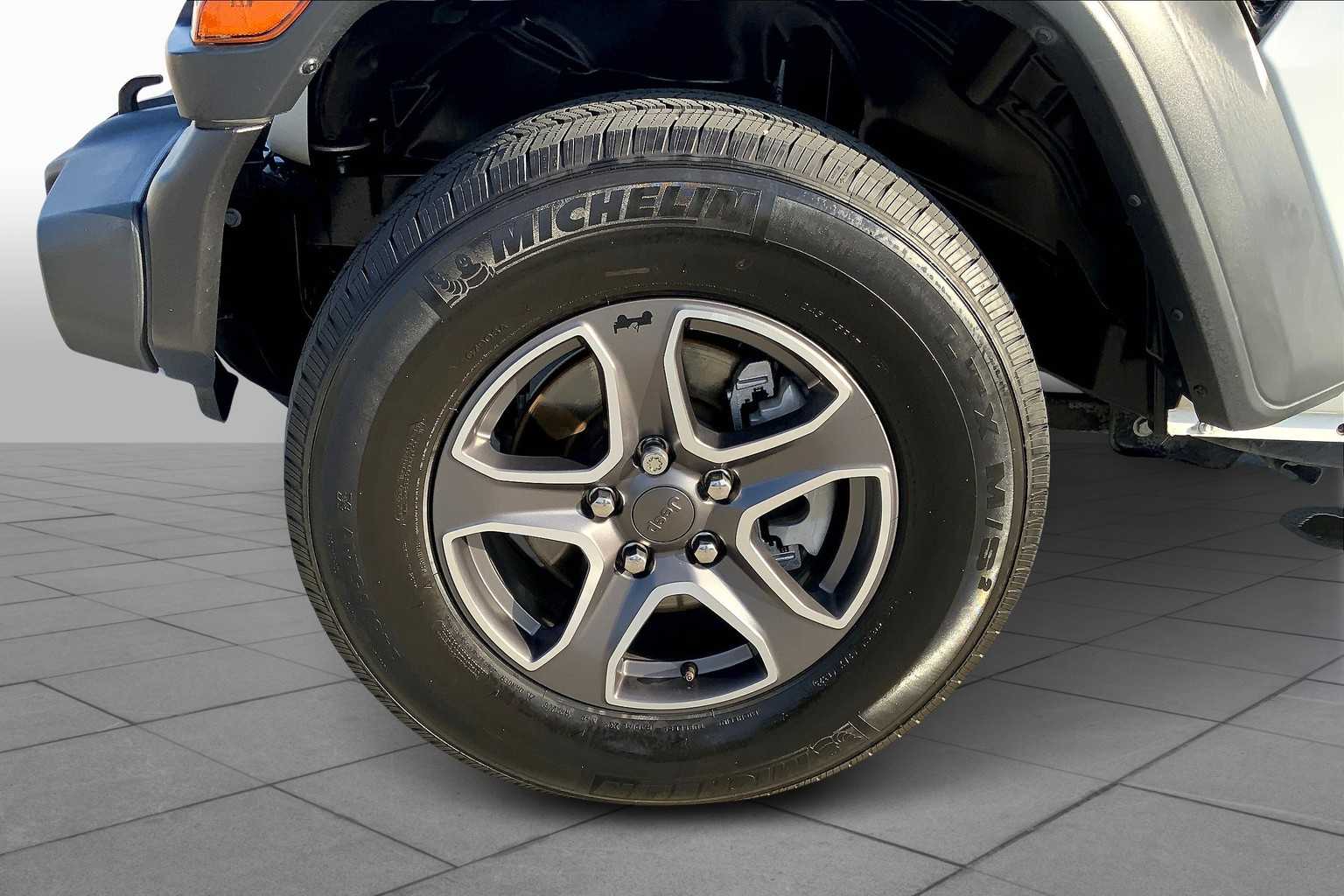 2023 Jeep Wrangler Sport S photo 9