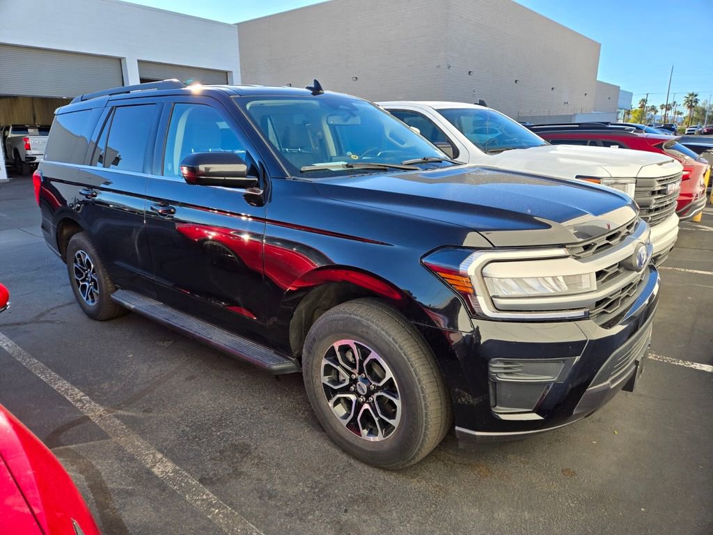 2024 Ford Expedition XLT's photo