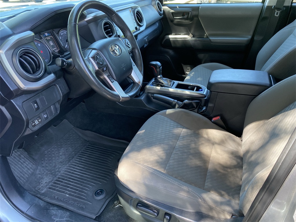 2023 Toyota Tacoma SR5 photo 11
