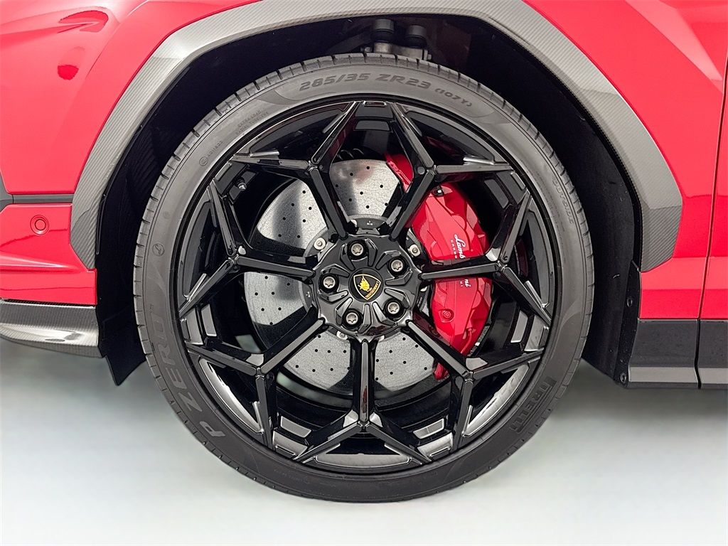 2023 Lamborghini Urus Performante photo 33