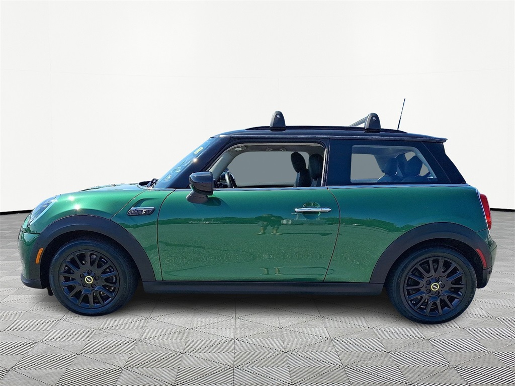 2022 Mini Cooper SE Signature photo 4