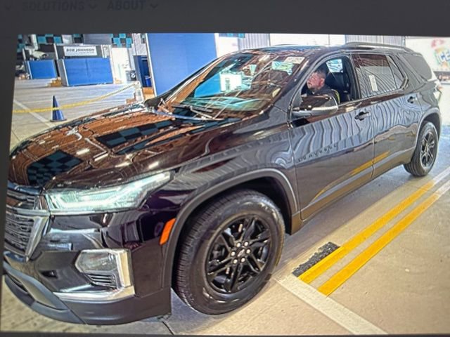 2023 Chevrolet Traverse LS photo 2