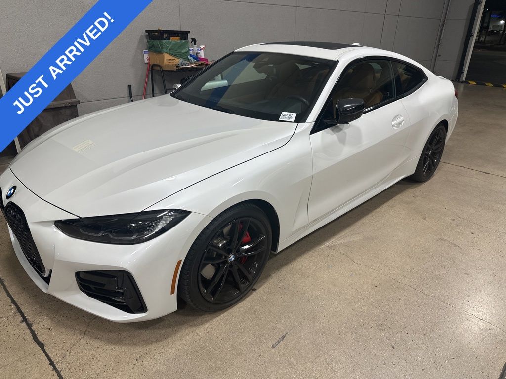 2022 BMW 4 Series 430i's photo
