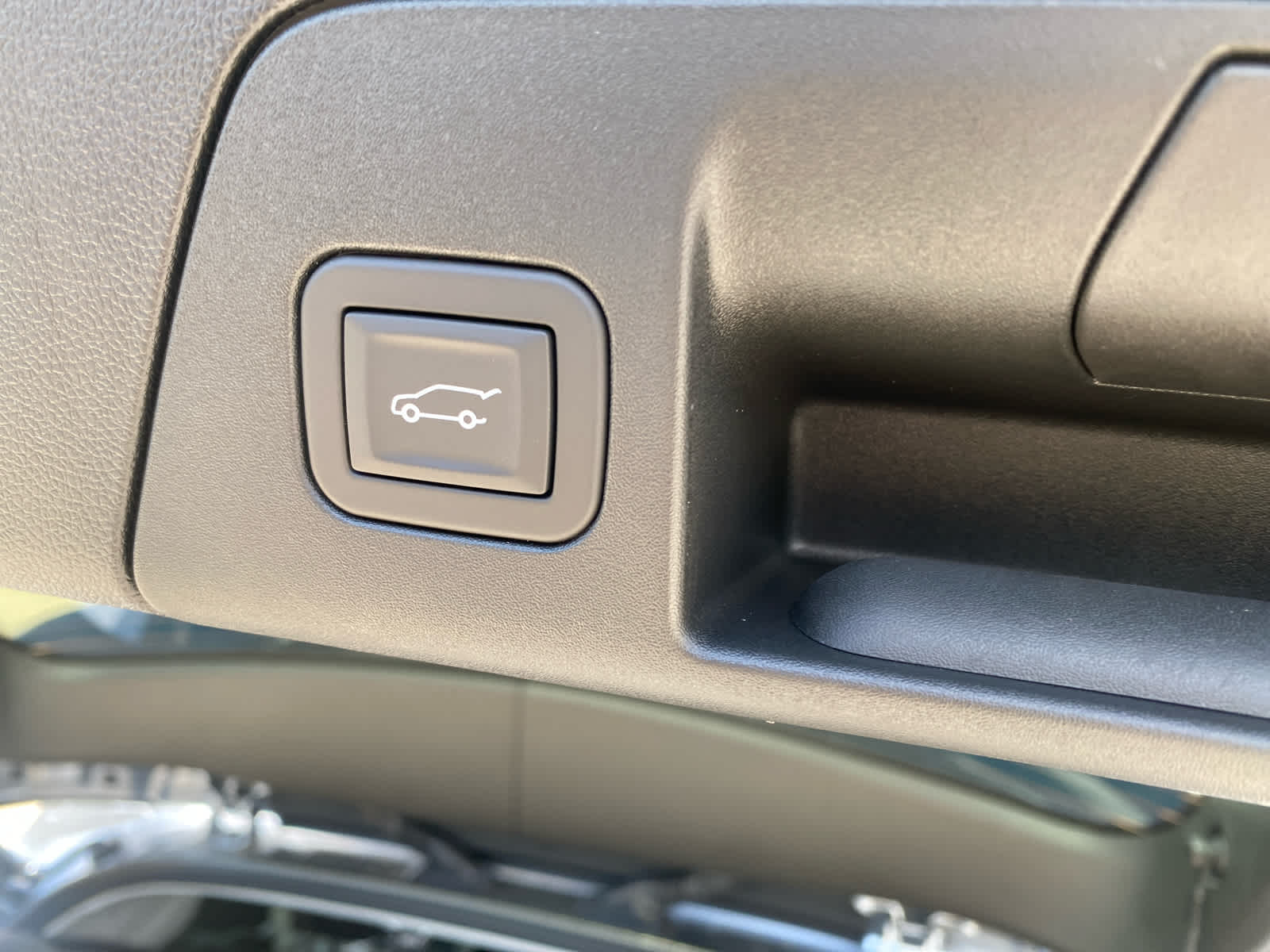 2025 Buick Envision Sport Touring photo 33