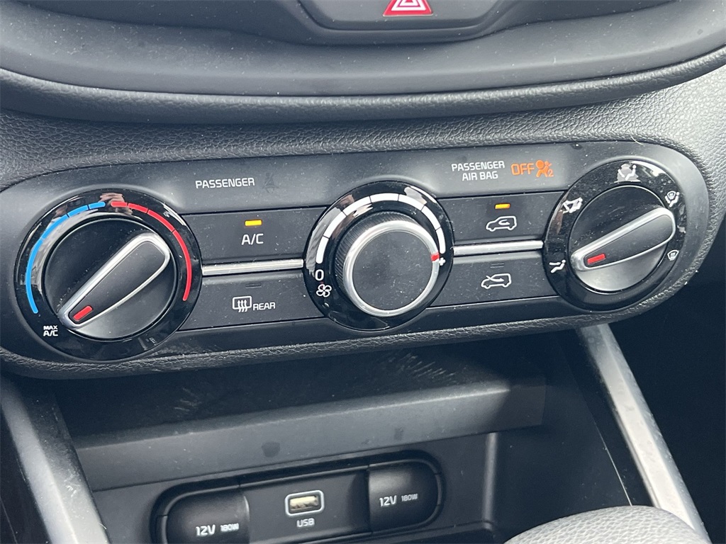 2023 Kia Soul LX photo 14
