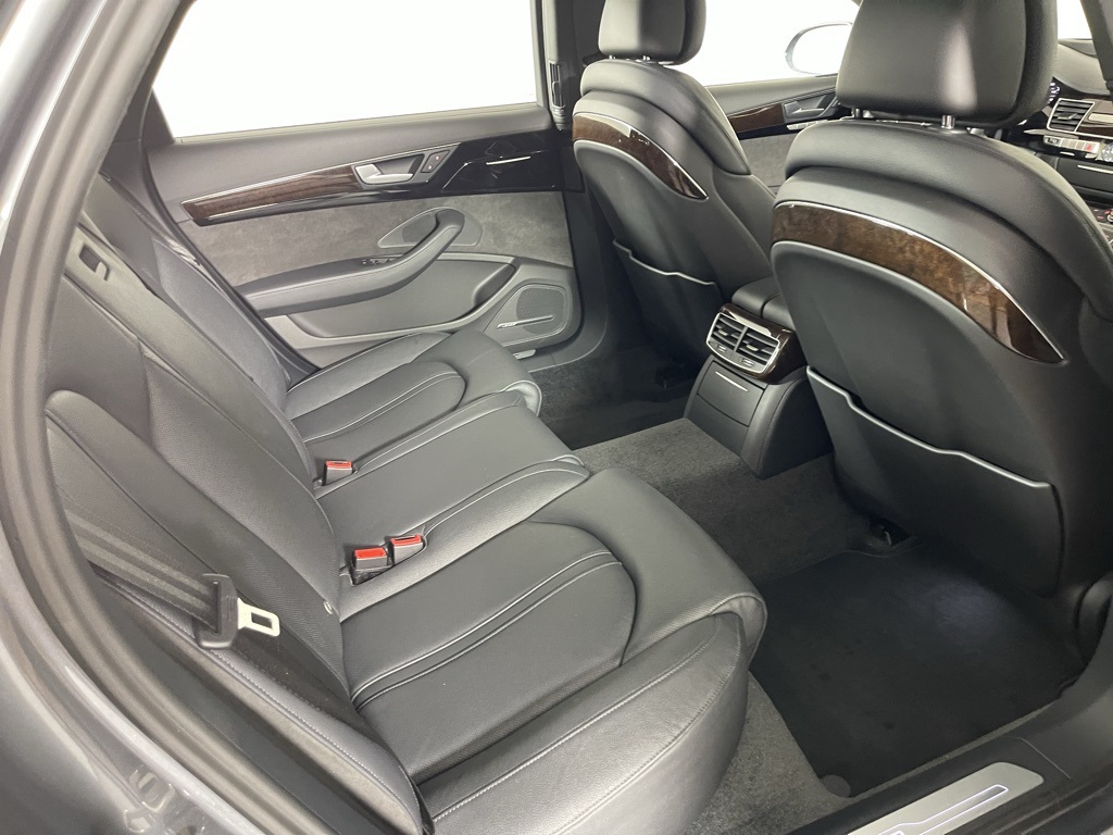 2017 Audi A8 L 3.0T Quattro photo 17