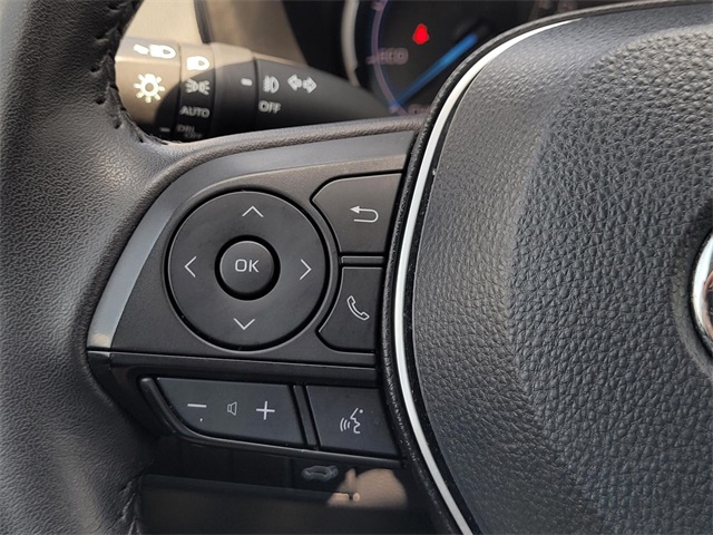 2024 Toyota RAV4 Hybrid XLE Premium photo 12