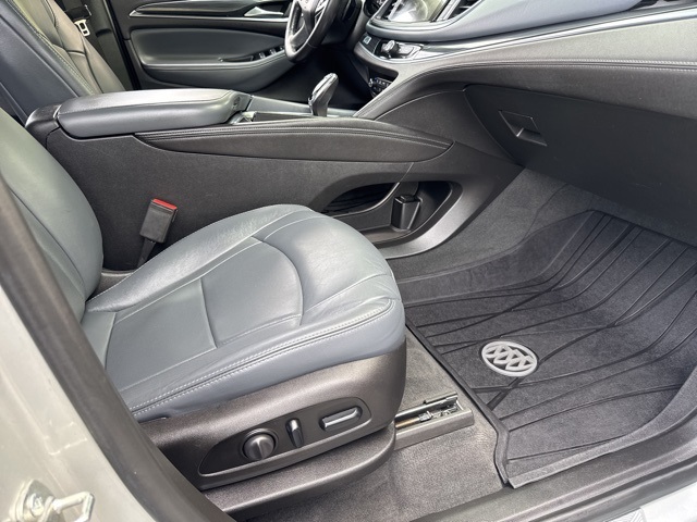 2019 Buick Enclave Essence photo 15