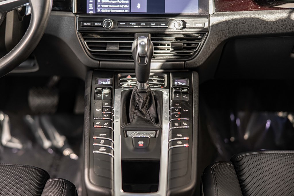 2019 PORSCHE MACAN - Image 38