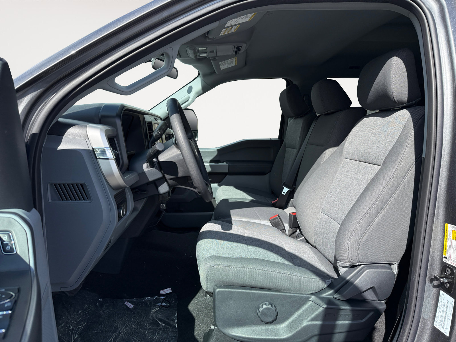 2025 Ford F-250 XL photo 10