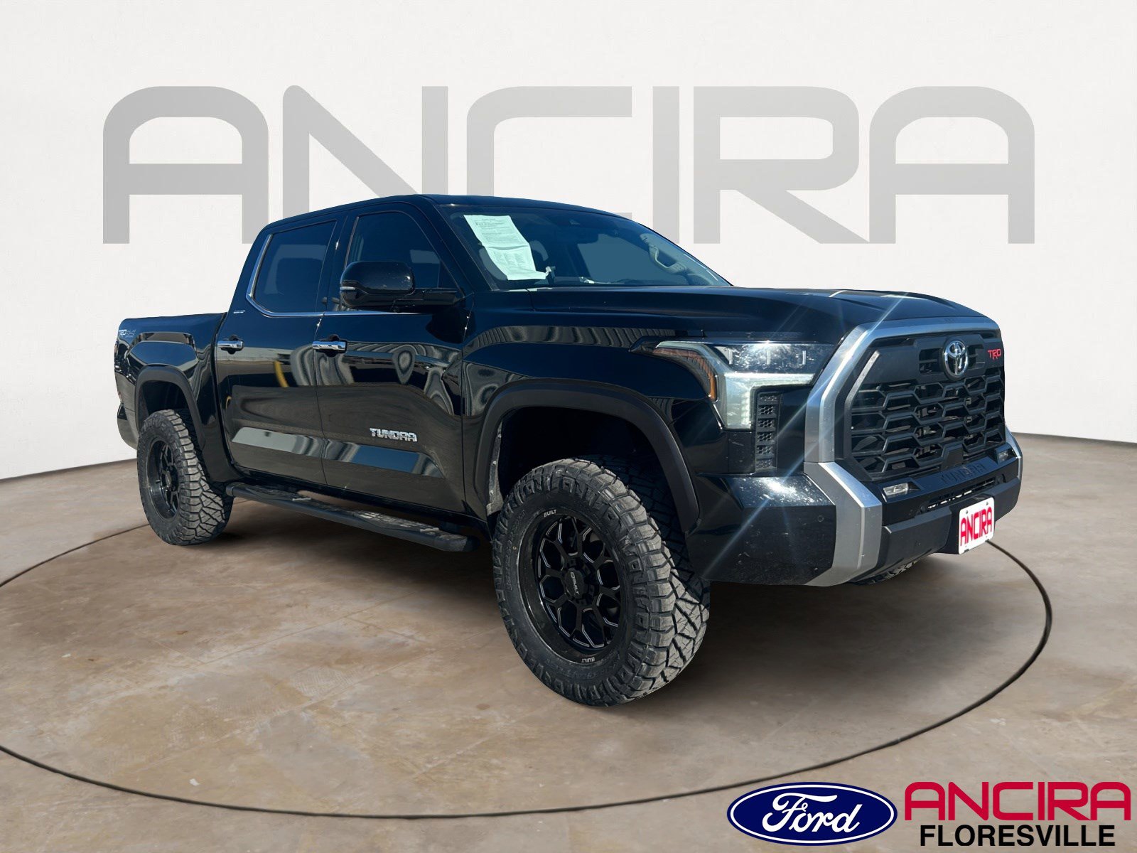 2023 Toyota Tundra Limited's photo