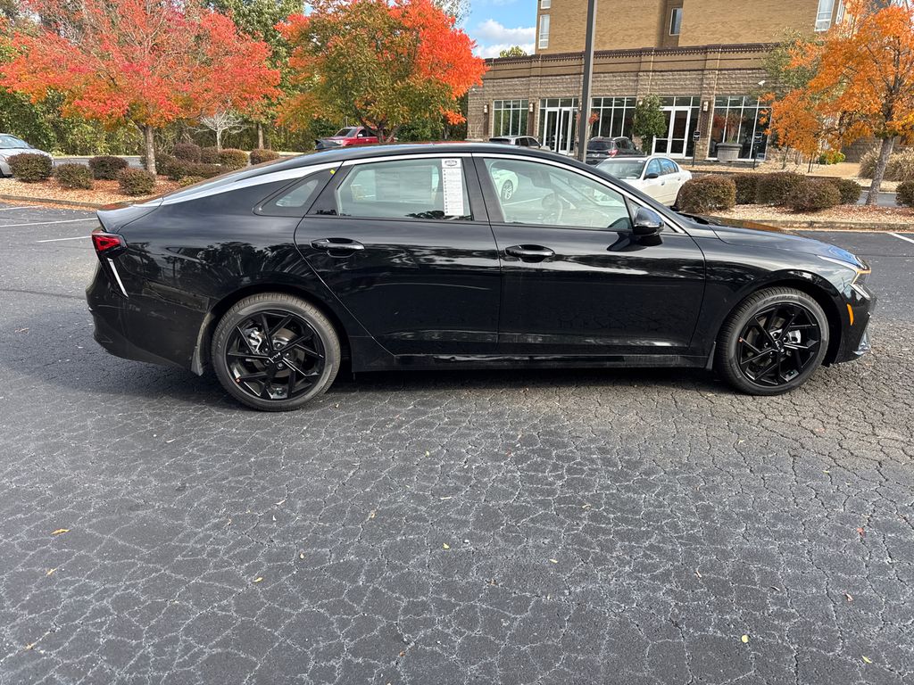 2026 Kia K5 GT-Line photo 2