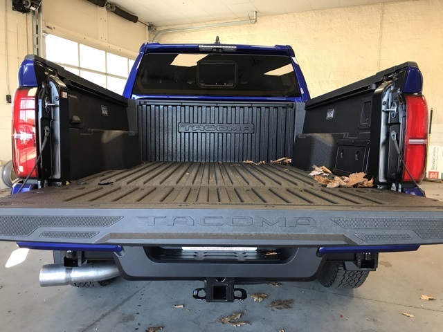 2024 Toyota Tacoma TRD Off-Road Double Cab photo 5