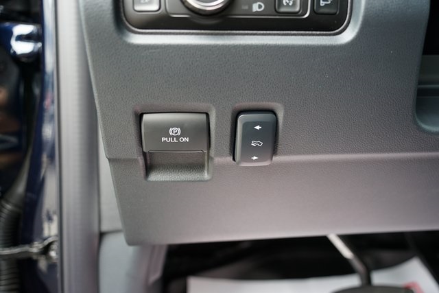 2025 FORD F-250 - Image 36