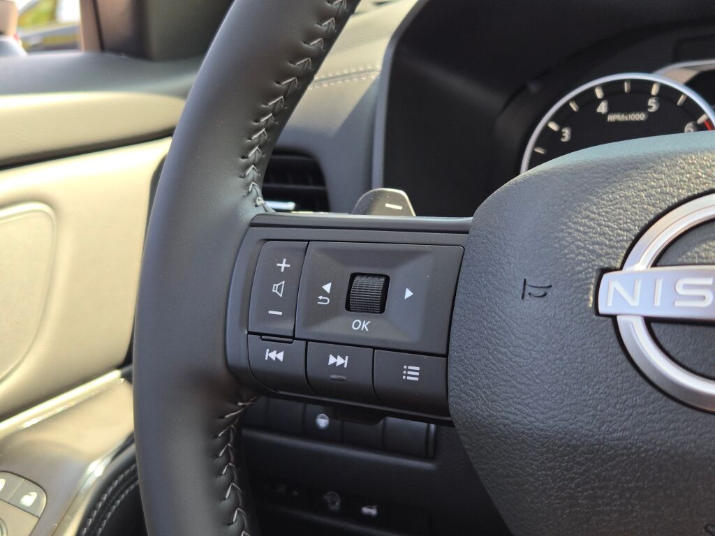 2026 Nissan Rogue SV photo 24