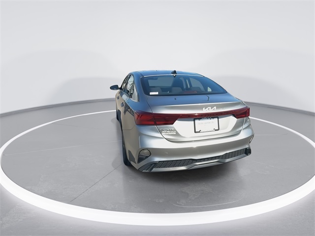 2022 Kia Forte LXS photo 7