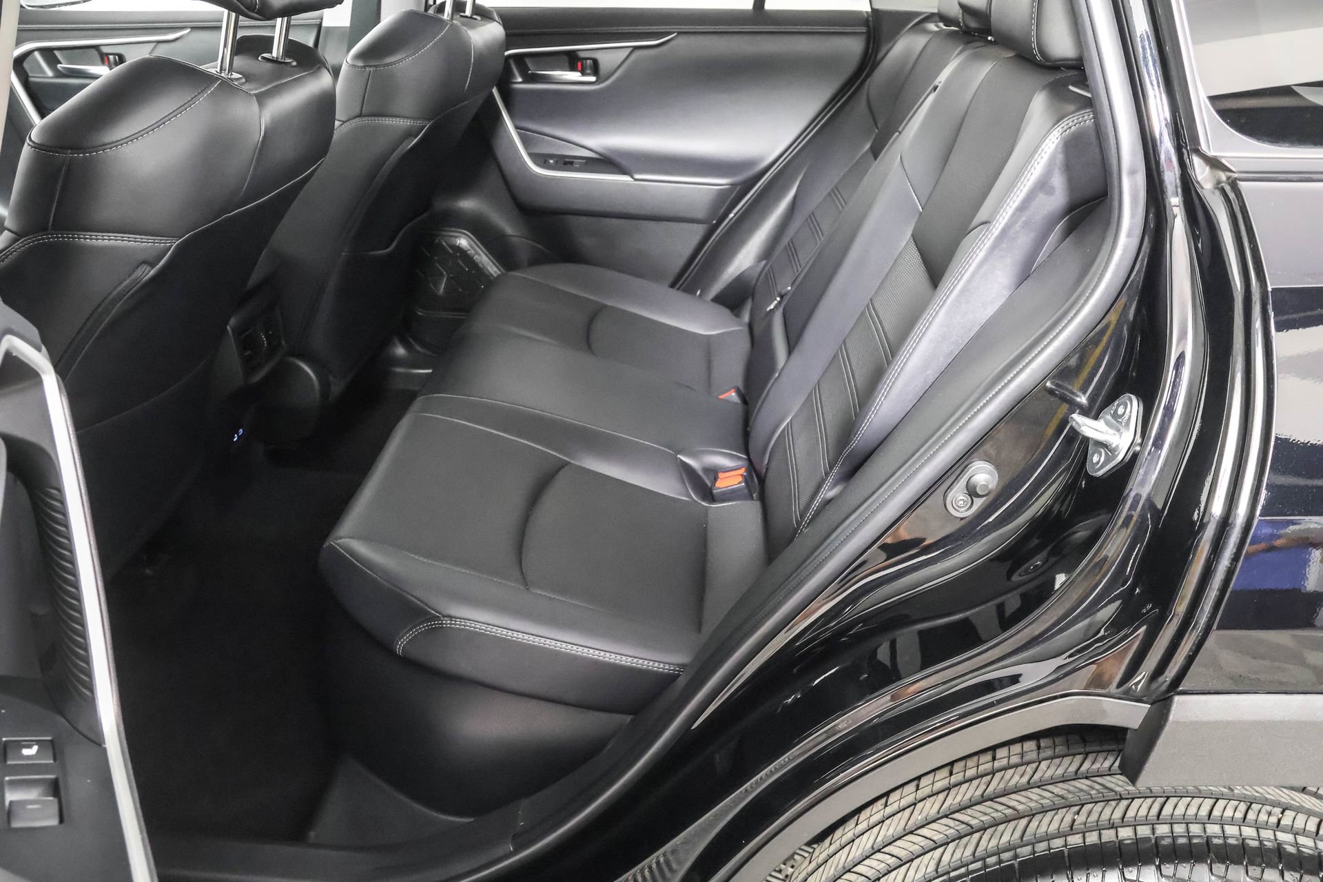 2022 Toyota RAV4 Hybrid Limited photo 25