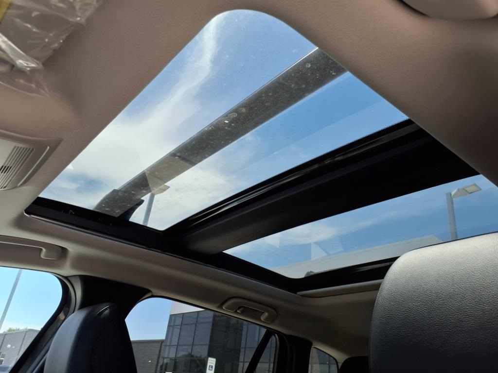 2025 Mazda CX-50 Premium Plus photo 6