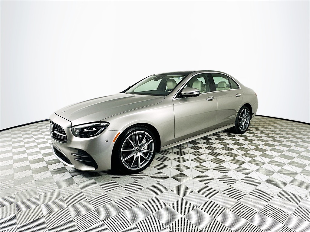 2021 Mercedes Benz E 350 4MATIC photo 3