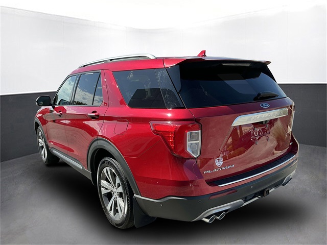 2020 Ford Explorer Platinum photo 2