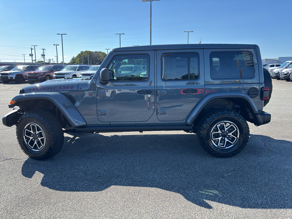2025 Jeep Wrangler Rubicon photo 3