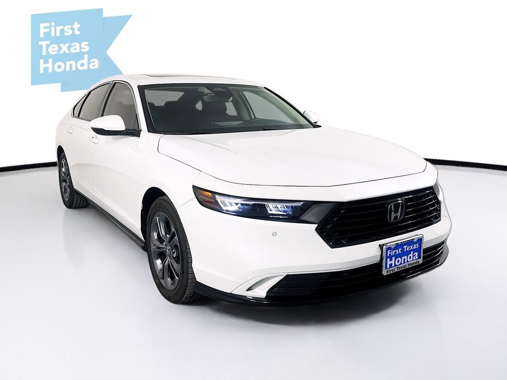 2025 Honda Accord Hybrid EX-L's photo