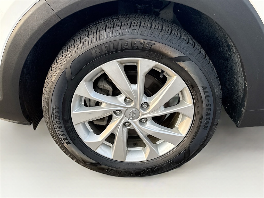 2020 Hyundai Tucson Value photo 28