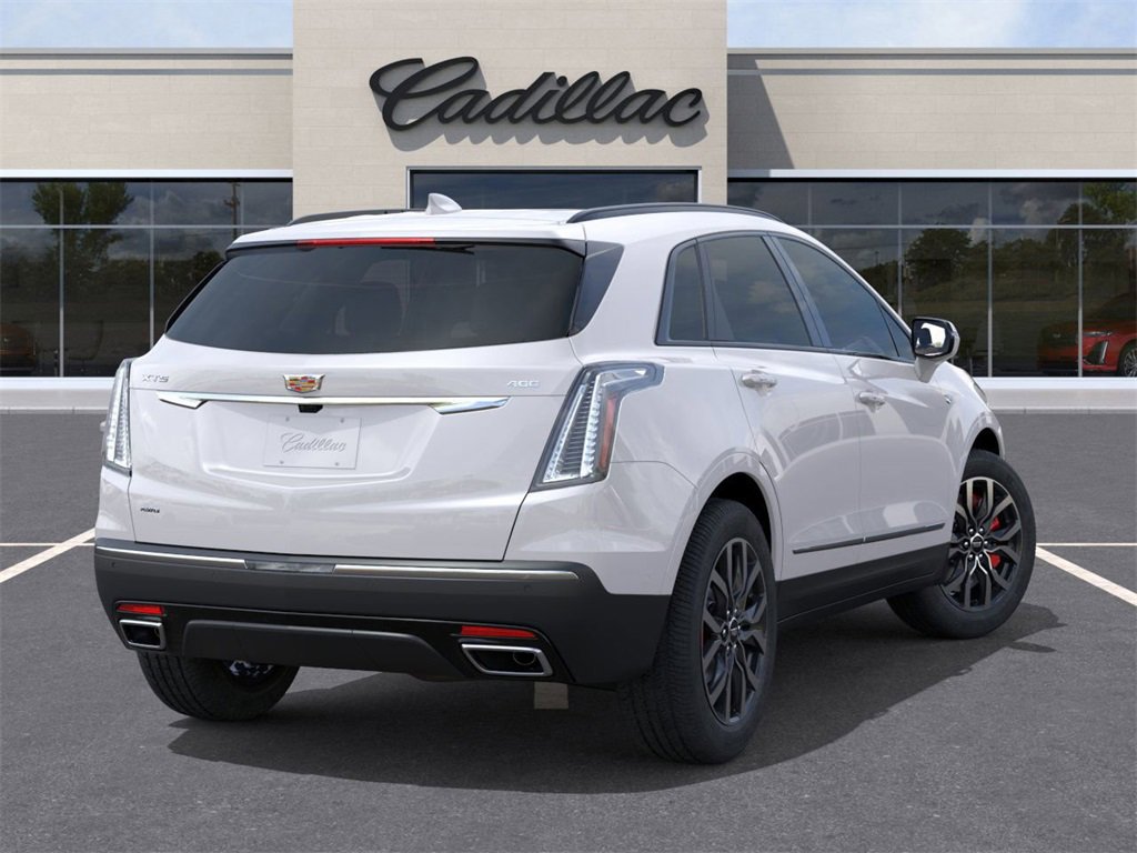 2025 Cadillac XT5 Sport photo 4